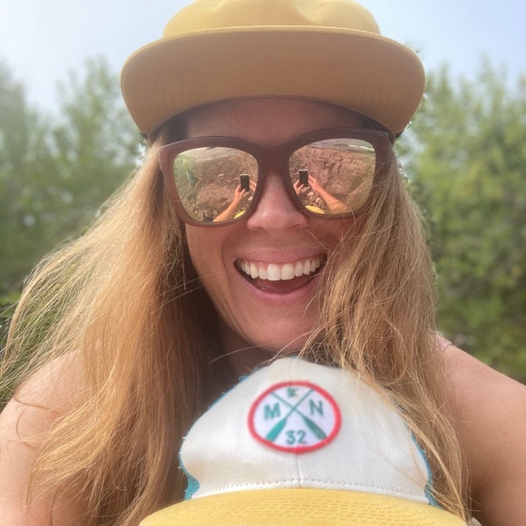 Meet your Posher, Jessie - Picture 2 of 2